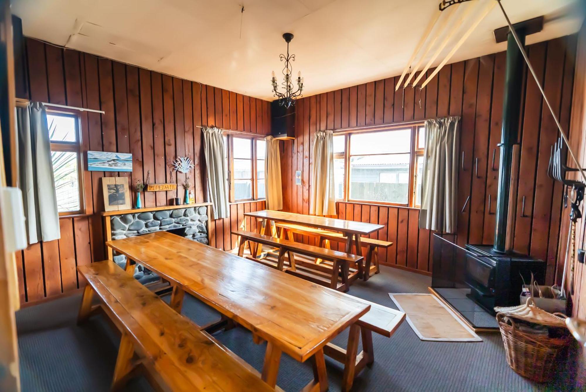 Pinedale Lodge & Apartment เมทเว็น ภายนอก รูปภาพ